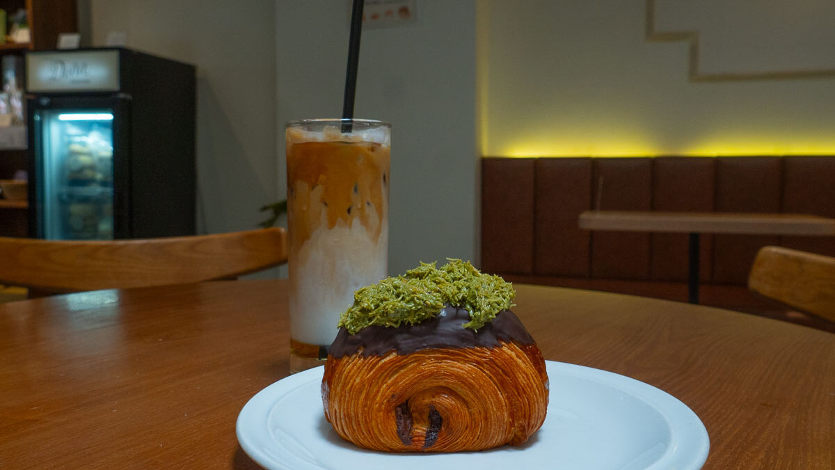 Dona Bakehouse Dubai Pistachio Croissant and Hazelnut Latte - Things to eat in Jalan Tan Hiok Nee