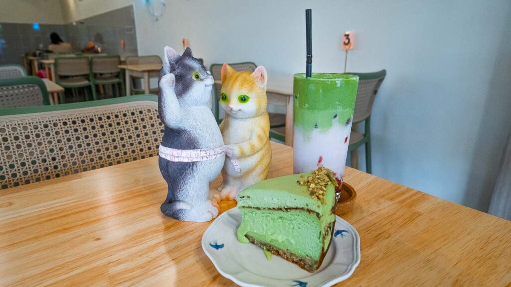Pistachio burnt cheese cake and matcha strawberry milk at Layer Bakehouse - Skudai Food Guide