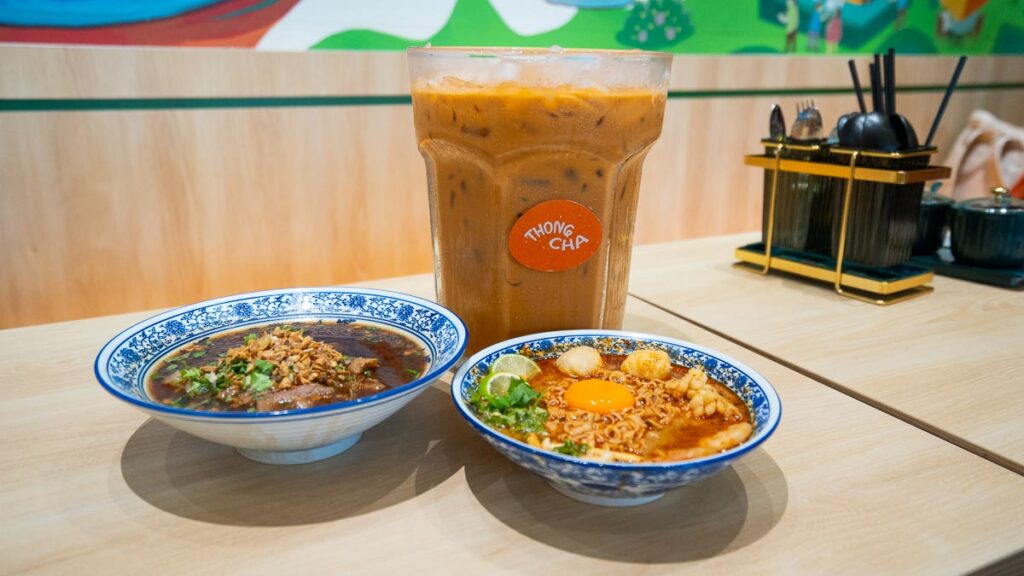 1.5L Milk Tea, Sliced Wagyu Noodle and Tom Yum Bowl at Thong Bowl - Skudai Food Guide