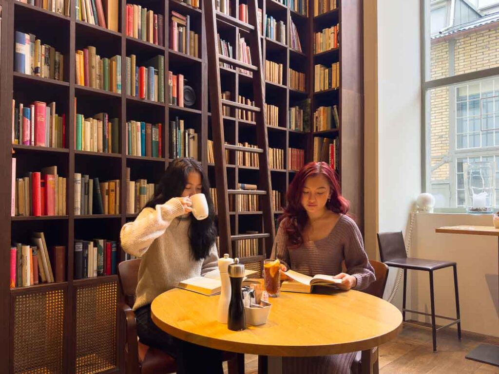Girls having coffee at B2 Wine Library - Where to eat in Zurich