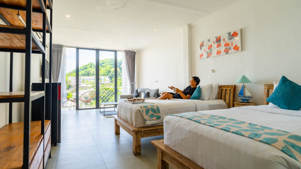 Komodo Suites Downtown room - where to stay in Labuan Bajo