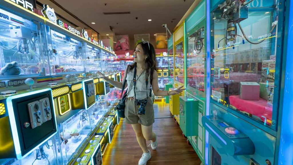 Claw machines in KSL City Mall