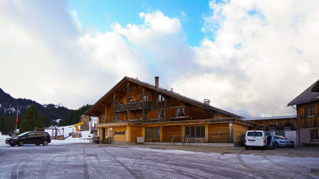 Starting point of hike in Flumserberg- Winter Hikes in Flumserberg
