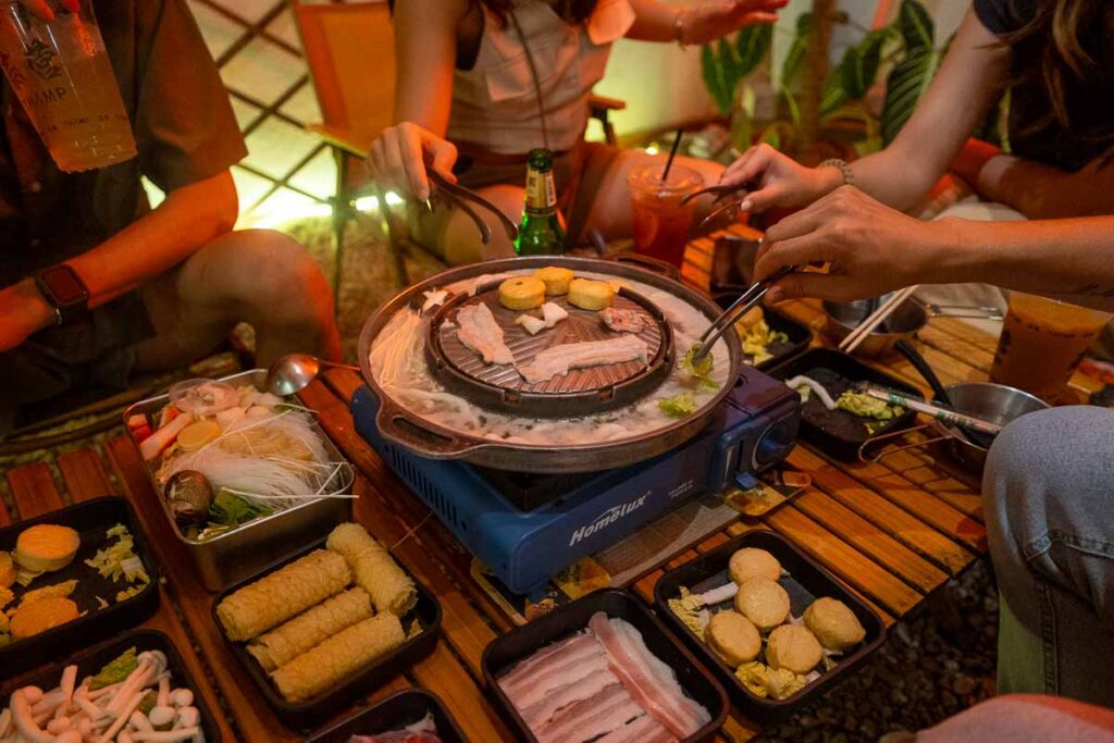 tHAMP Mookata , KSL food