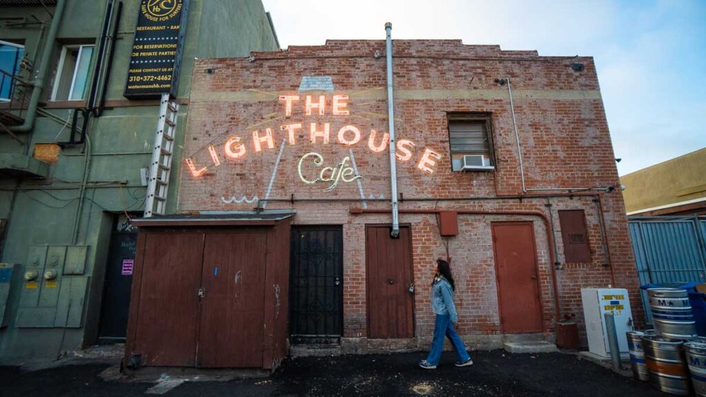 The Lighthouse Cafe Exterior La La Land - Los Angeles Attractions