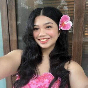 RAPHAELLA SANCHEZ THE TRAVEL INTERN