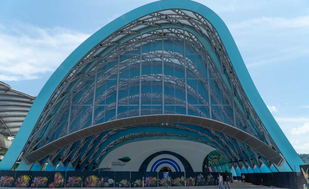 Entrance to Singapore Oceanarium