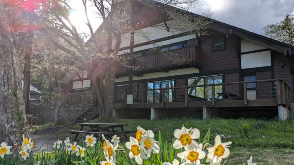 Tanigawa Valley Lodge & Coffee Roastery