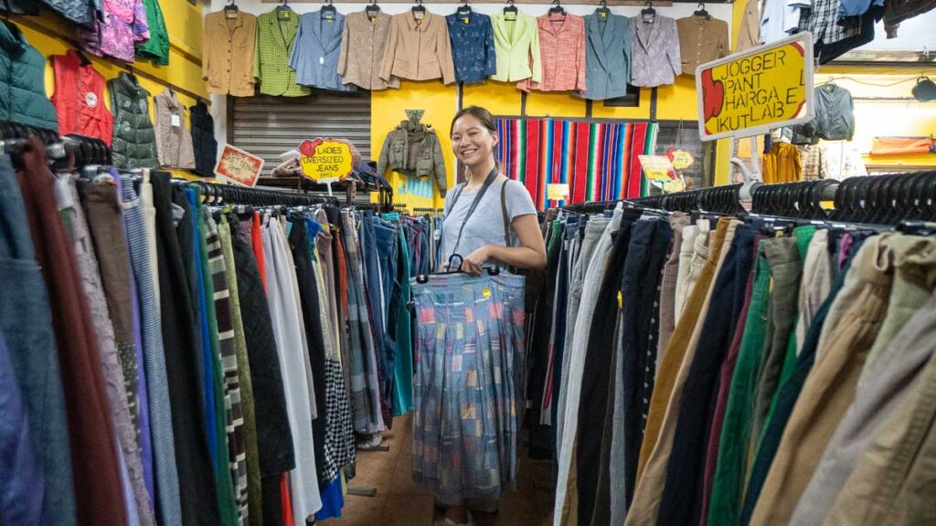 Girl Shopping at Empire Bundle - Ultimate Skudai Guide