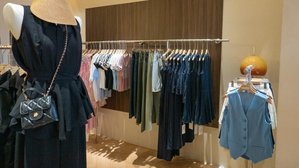 Girl Shopping at Megumi Room - Ultimate Skudai Guide