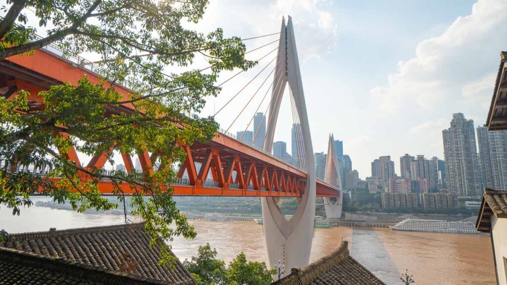 Dongshuimen Yangtze River Bridge - Chongqing Itinerary