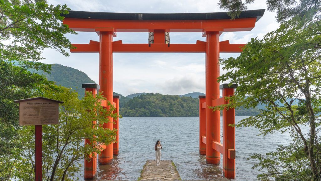Hakone Shrine Peace Torii – Hakone Itinerary