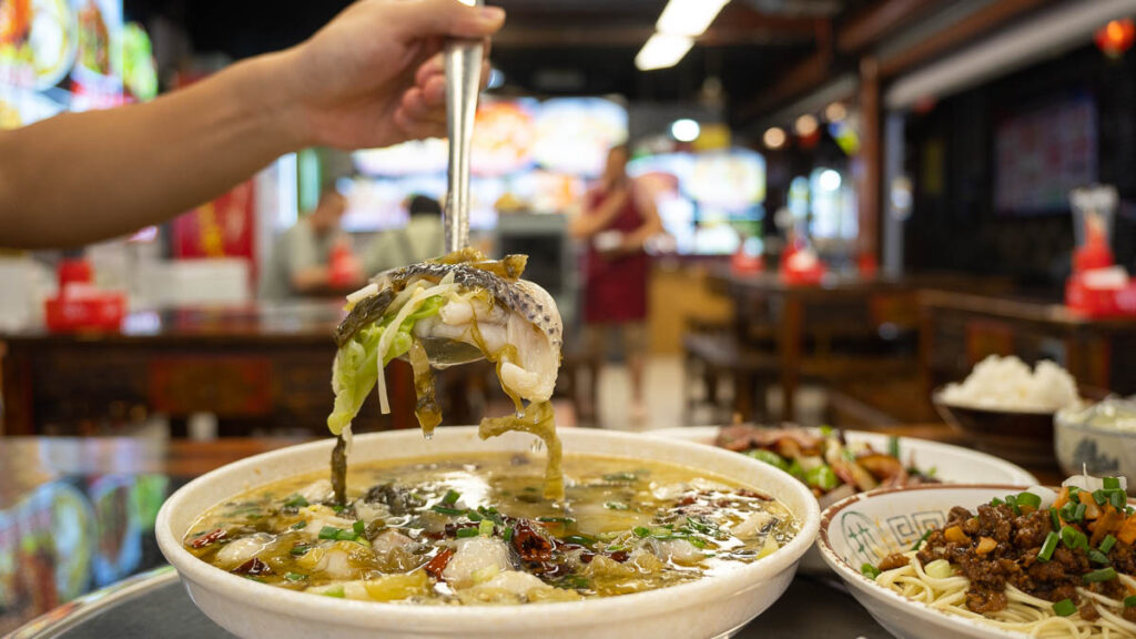 Hongyadong Food - Things to eat in Chongqing