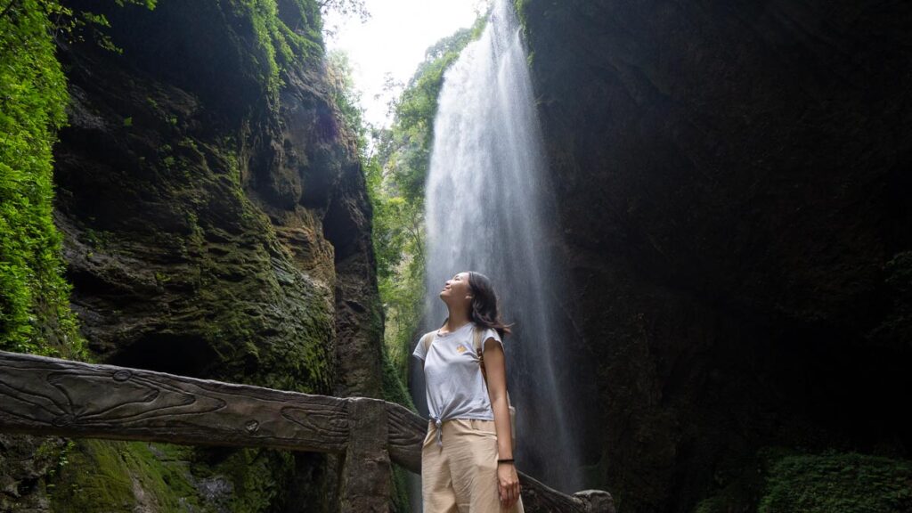 Girl at Longshuixia Fissure Gorge Waterfall - Chongqing Itinerary