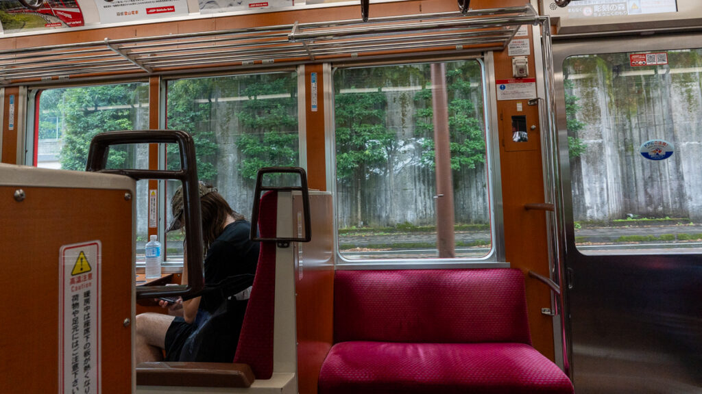 Hakone Tozan Train Cabin – Hakone Itinerary
