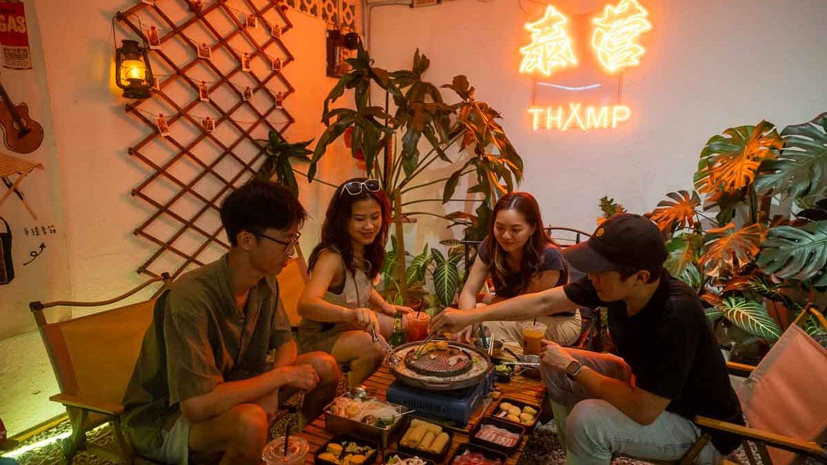 Thamp Mookata with friends KSL Food