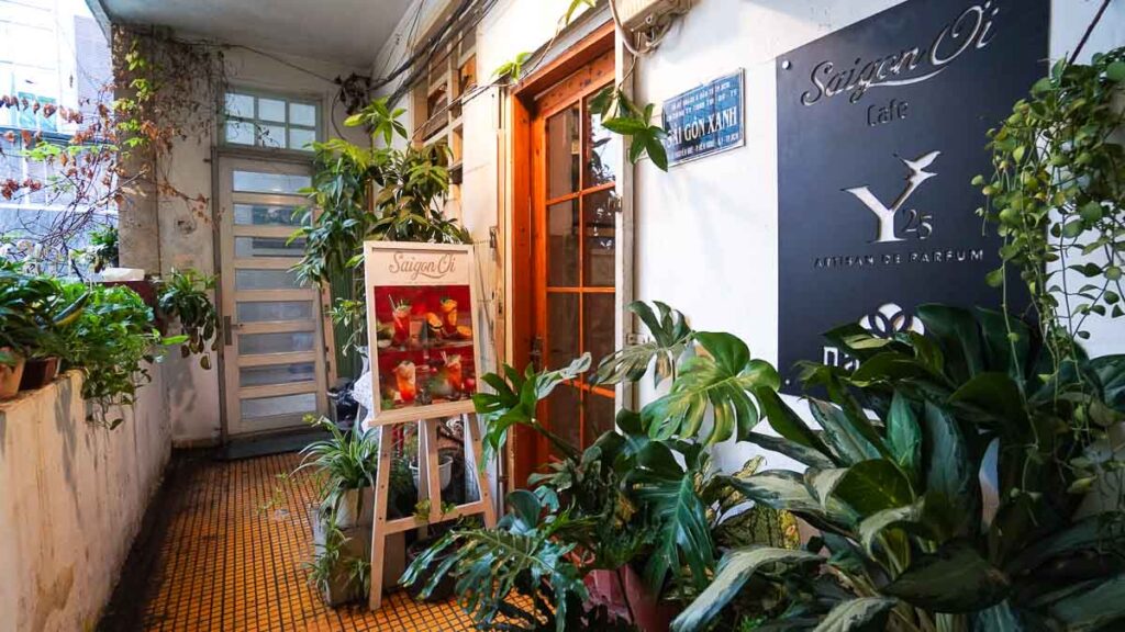 Corridor outside a cafe - Best HCMC Cafes