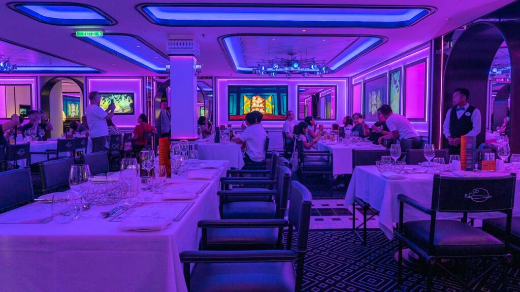 People at Animators Palate - Disney Adventure Cruise Review