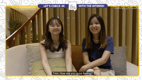 Two girls sharing thier thoughts on a sofa - Ho Chi Minh City Bootcamp TTI21
