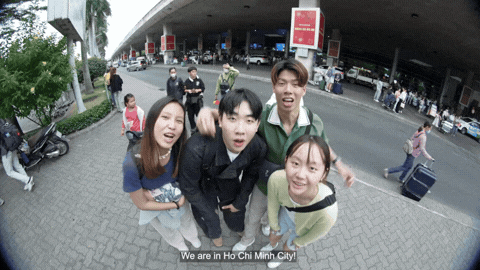 A group of interns waving - Ho Chi Minh City Bootcamp TTI21