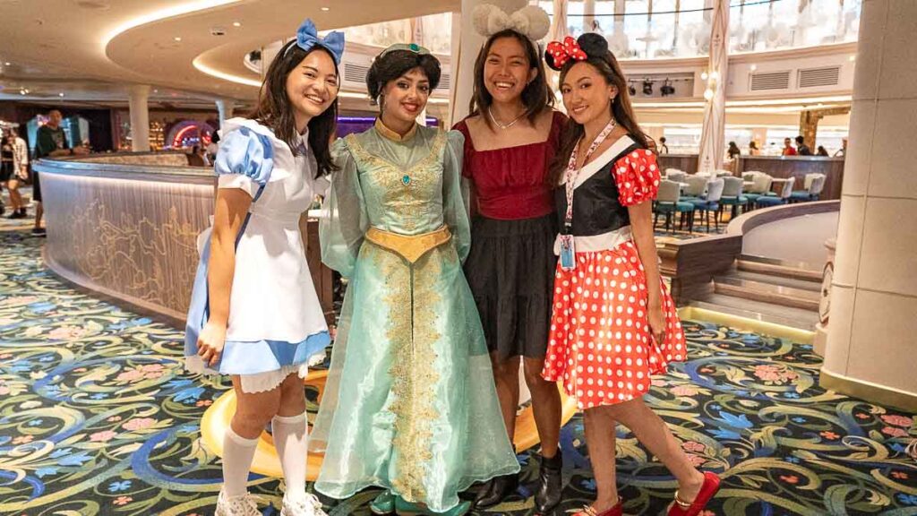 Girls Meeting with Jasmine - Disney Cruise Singapore Tips