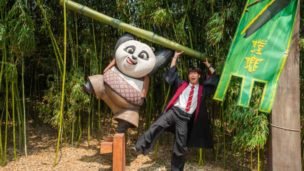 Man posing with KungFuPanda - Things to do at Universal Studios Beijing