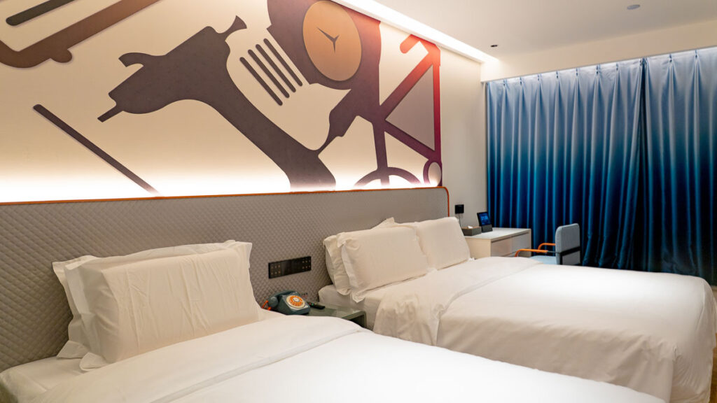  Hotel Room in Beijing - Beijing Itinerary