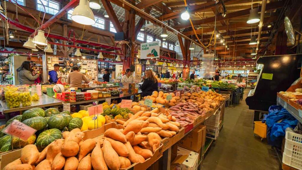 Market with vegetables - Vancouver Guide