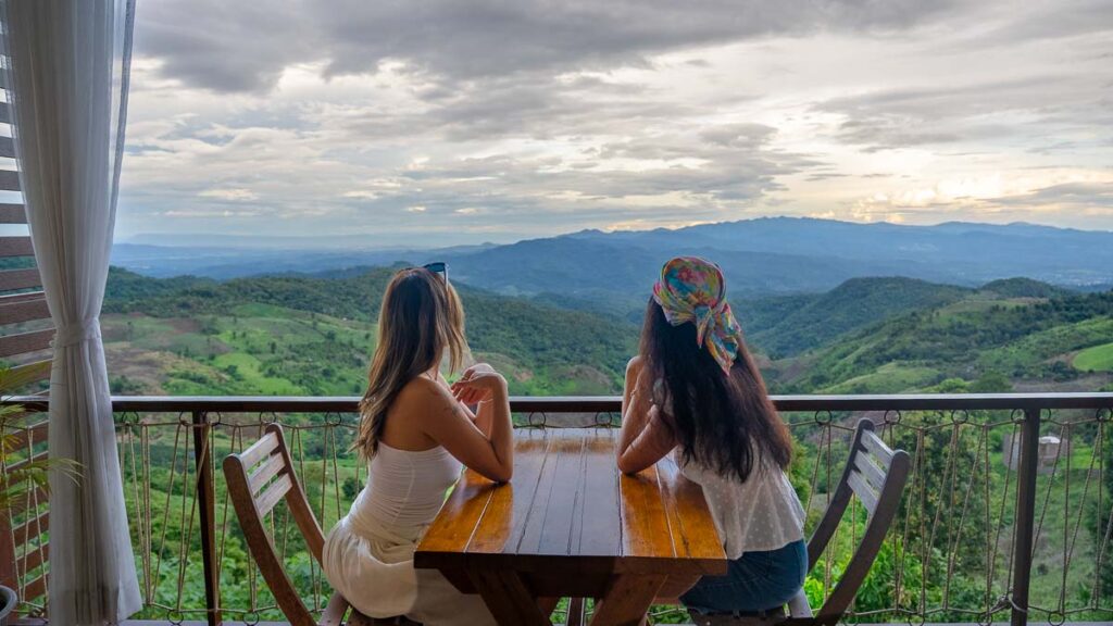 The Mist Mountain Resort Hotel in Doi Chang - Chiang Rai Places to Stay