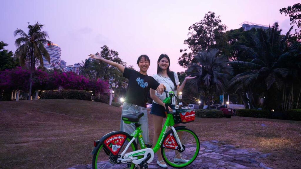Girls at Kallang Sunset Cycling - Kallang Neighbourhood Guide