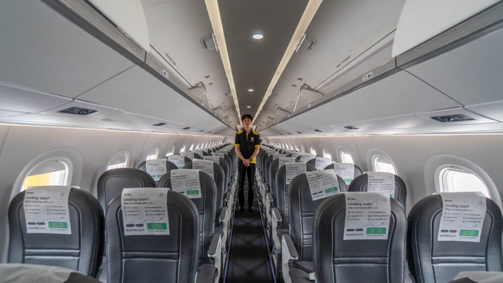 Layout of the Scoot Embraer Plane - Getting to Nha Trang